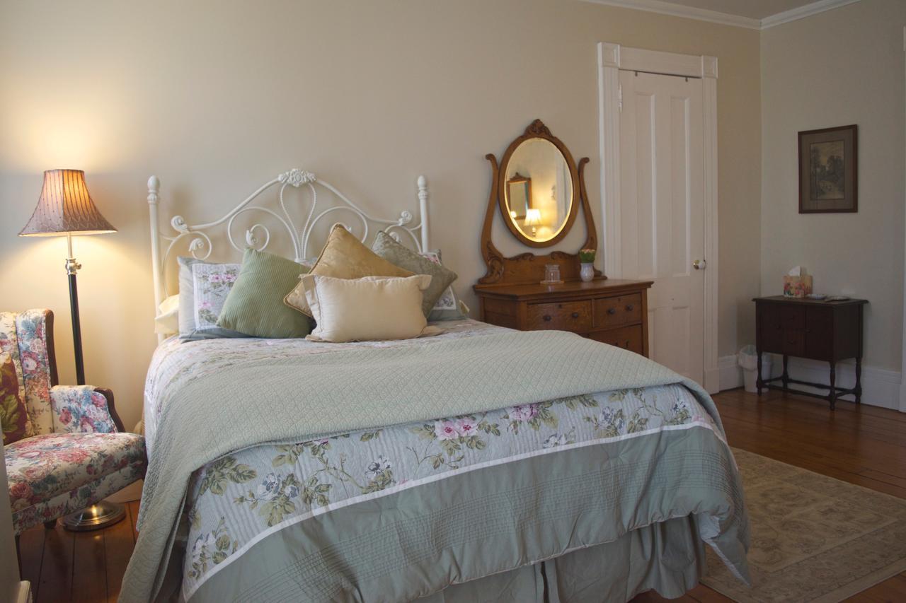 Pawling House Bed & Breakfast Exterior foto